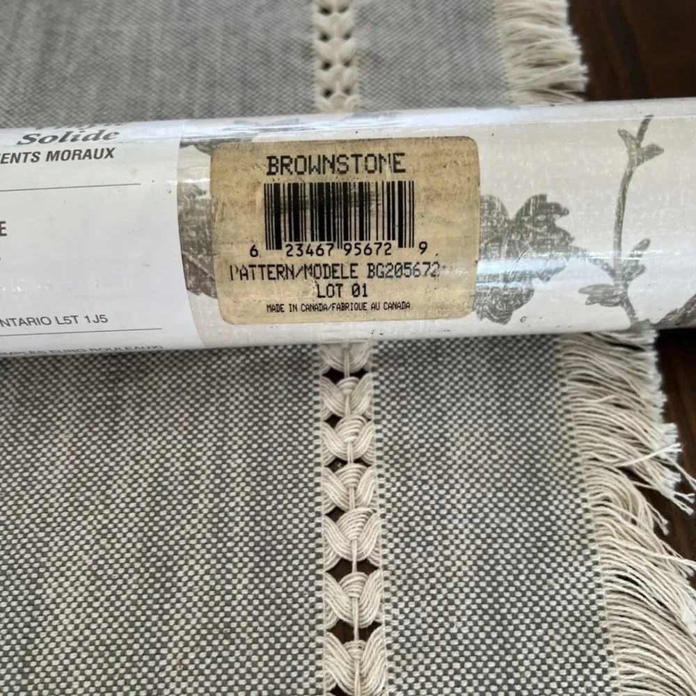 Brownstone wallpaper beige